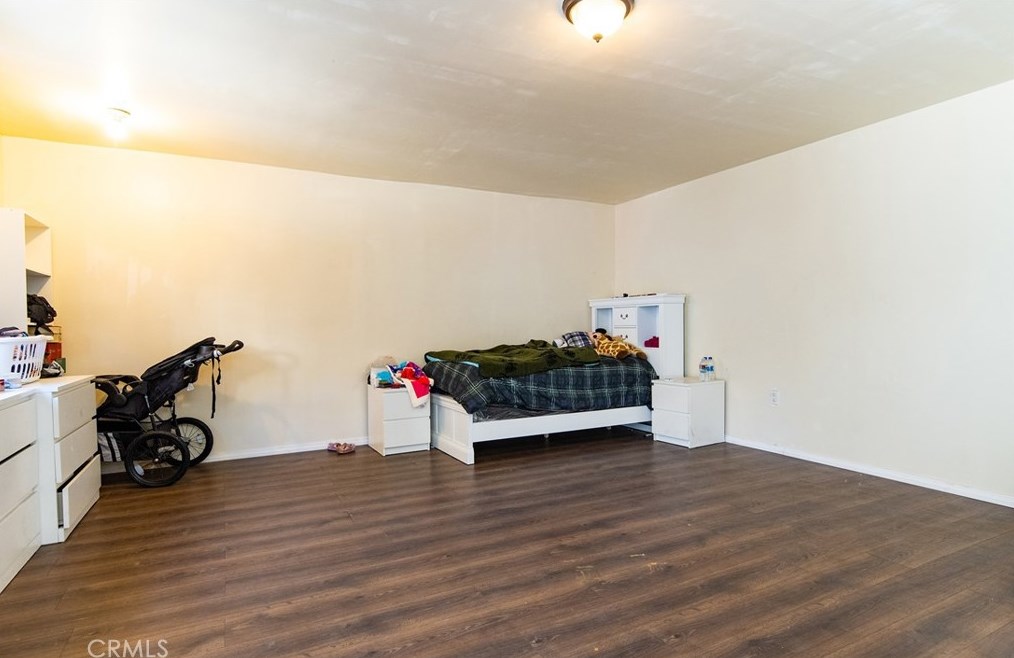 622 51st St, Los Angeles CA  90011-4020 exterior