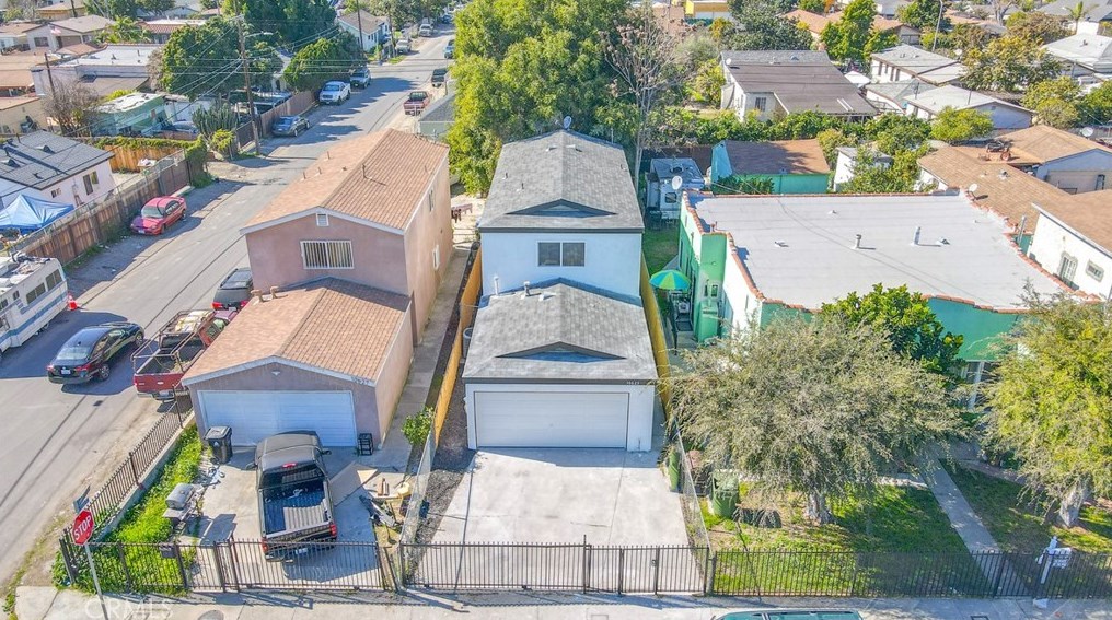10623 Croesus Ave, Los Angeles CA  90002-3813 exterior