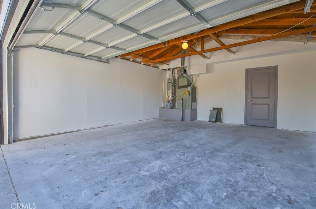 10623 Croesus Ave, Los Angeles CA  90002-3813 exterior