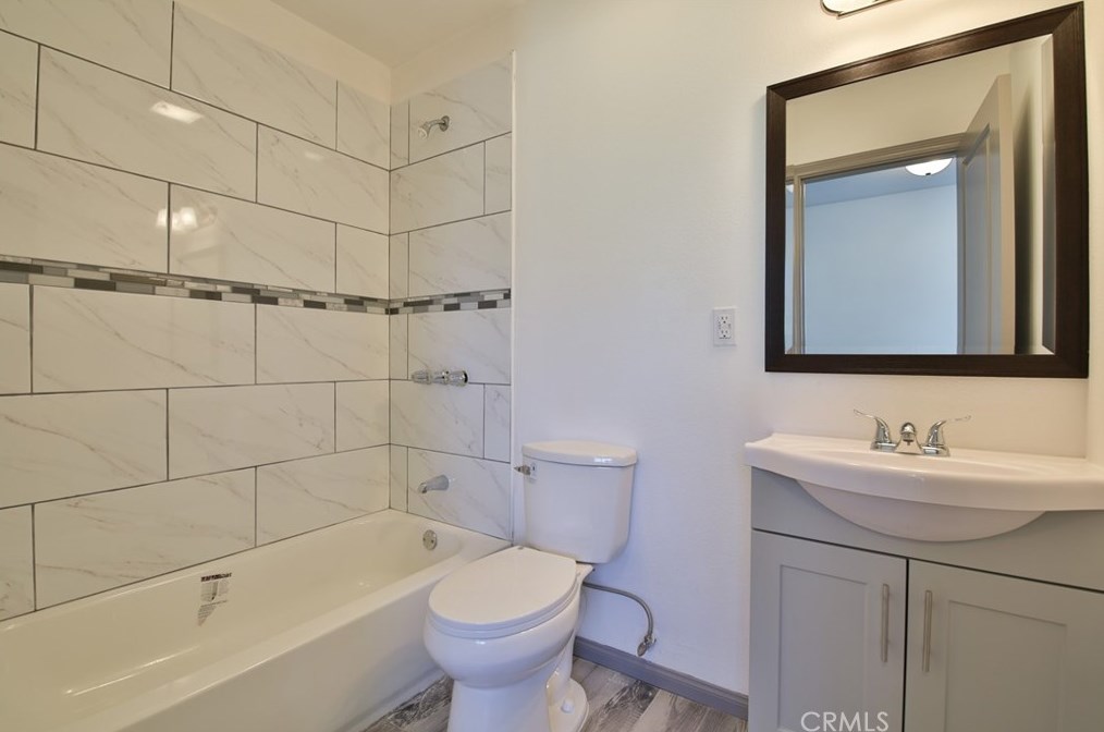 10623 Croesus Ave, Los Angeles CA  90002-3813 exterior