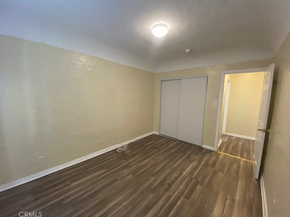 700 81st St, Los Angeles CA  90001-3216 exterior