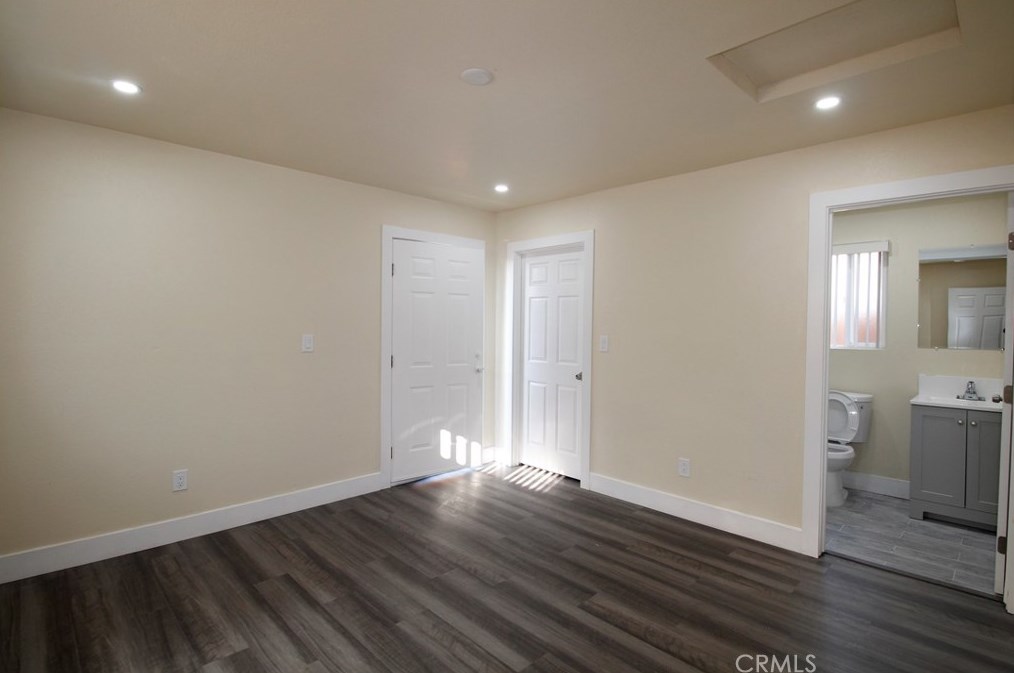 1810 108th St, Los Angeles CA  90047-4416 exterior