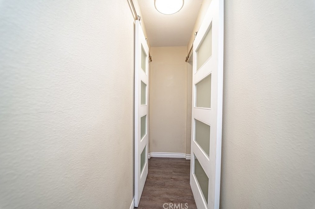 2068 Cowlin Ave, Los Angeles CA  90040-1314 exterior