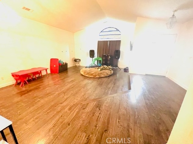 15472 Tacony Rd, Apple Valley CA  92307-4544 exterior
