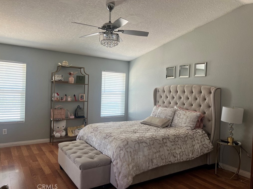 11729 2nd Ave, Hesperia CA  92345-1864 exterior