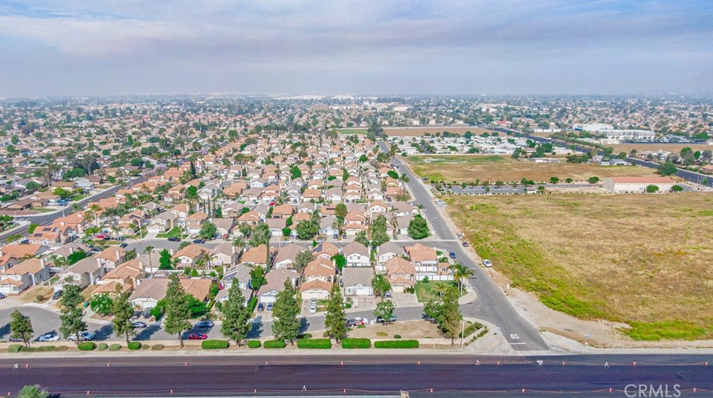 14147 Jamaica Sands Ln, Moreno Valley CA 92553-2935 exterior