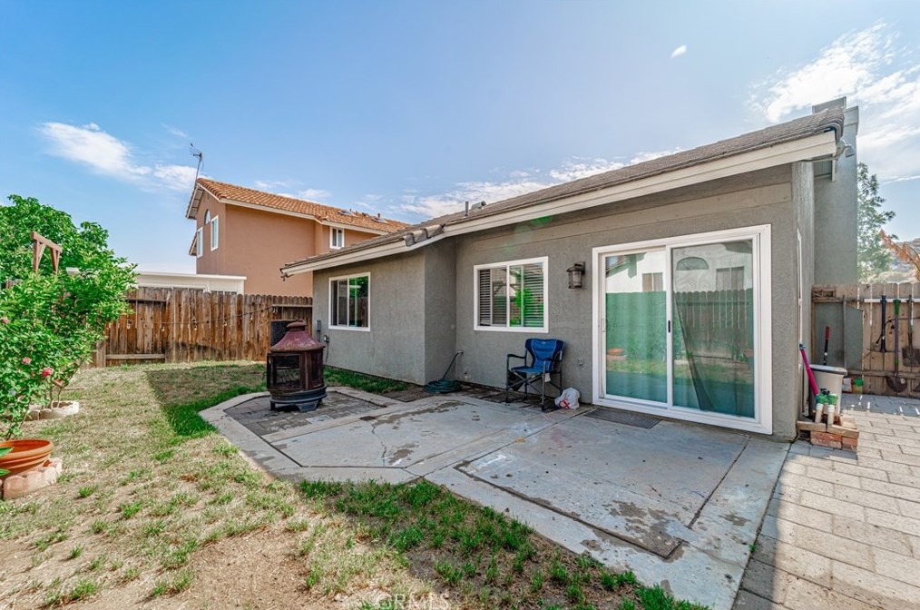 14147 Jamaica Sands Ln, Moreno Valley CA 92553-2935 exterior