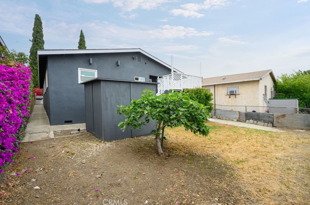 3966 Dobinson St, Los Angeles CA  90063-1751 exterior