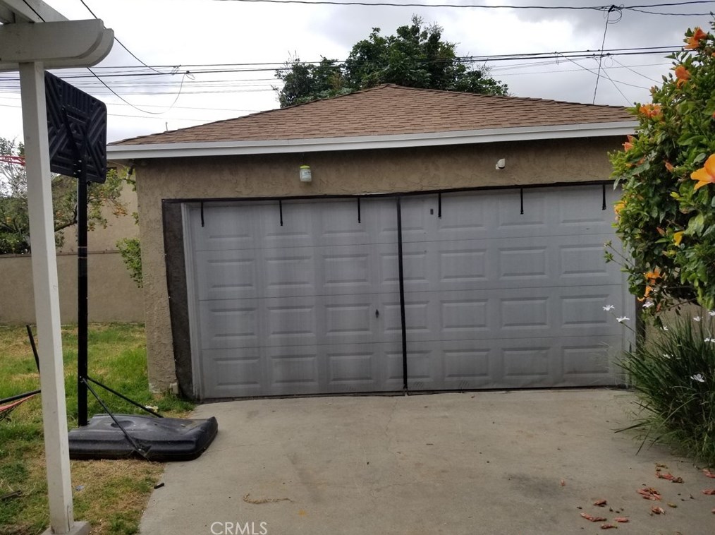 12215 Gard Ave, Norwalk CA  90650-2347 exterior