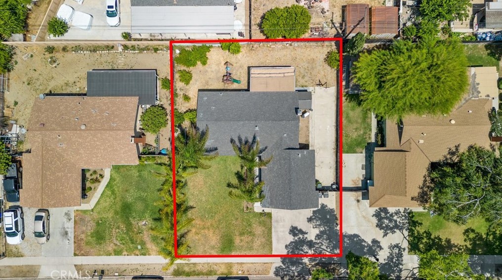 9835 Cypress Ave, Fontana CA  92335-6506 exterior