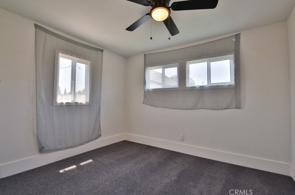 1658 68th St, Los Angeles CA  90001-2062 exterior