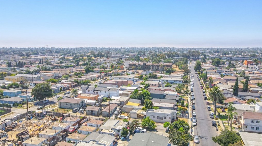 106 94th St, Los Angeles CA  90003-3734 exterior