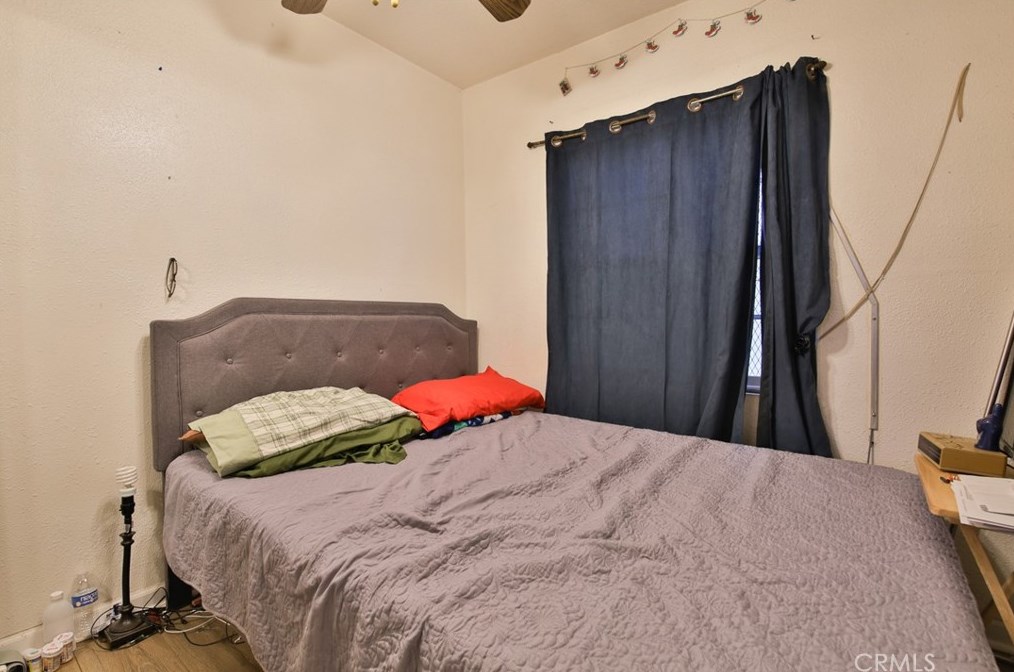 106 94th St, Los Angeles CA  90003-3734 exterior