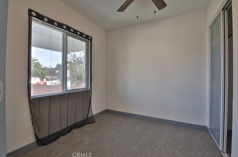 8917 Elm St, Los Angeles CA  90002-1804 exterior