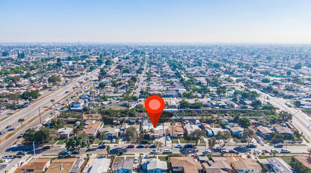 10100 Paloma Ave, Los Angeles CA  90002-3225 exterior