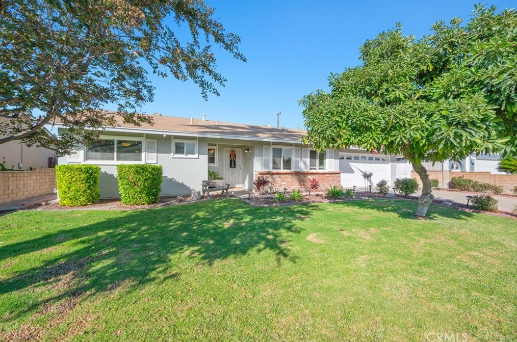 589 Speer Ct, Pomona CA  91766-6143 exterior