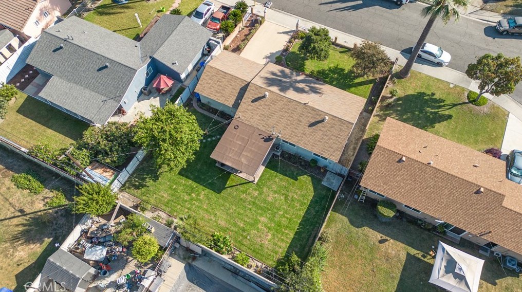 589 Speer Ct, Pomona CA  91766-6143 exterior