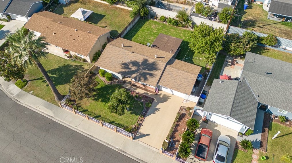 589 Speer Ct, Pomona CA  91766-6143 exterior