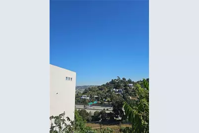 2286 Silver Ridge Avenue, Los Angeles, CA 90039 - Photo 3
