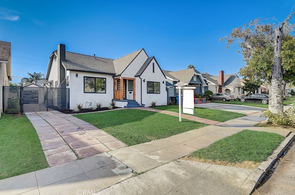 6123 Rimpau Blvd, Los Angeles CA  90043-3728 exterior