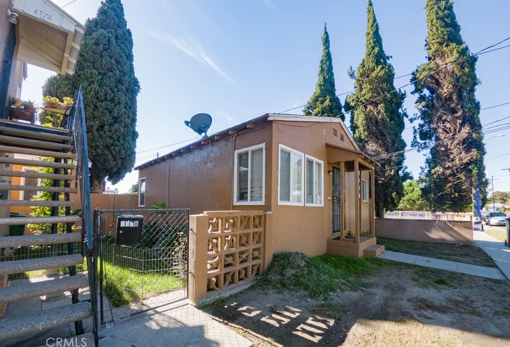 4776 Weik Ave, Bell CA  90201-3743 exterior
