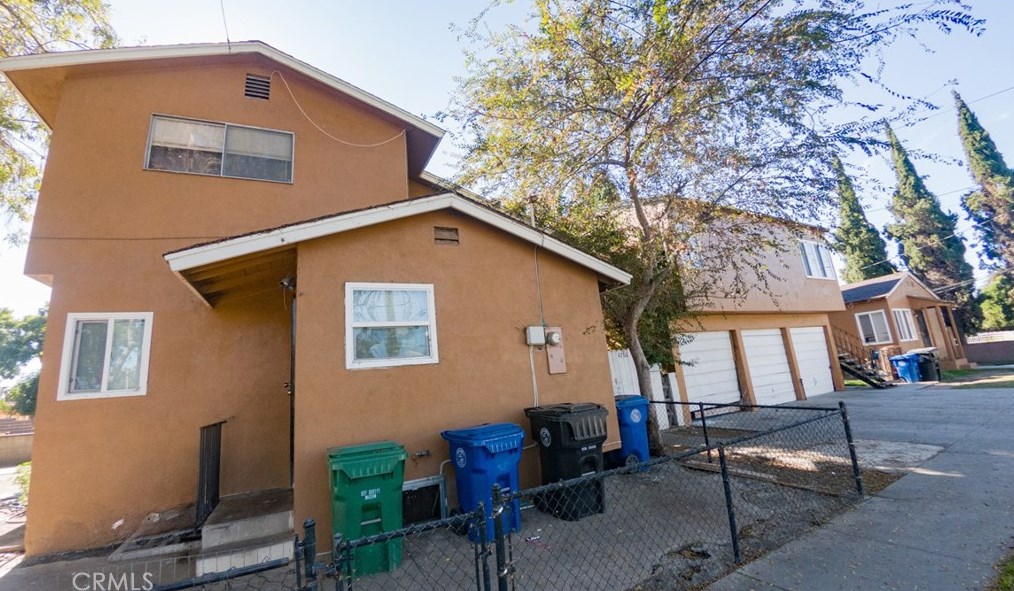 4776 Weik Ave, Bell CA  90201-3743 exterior