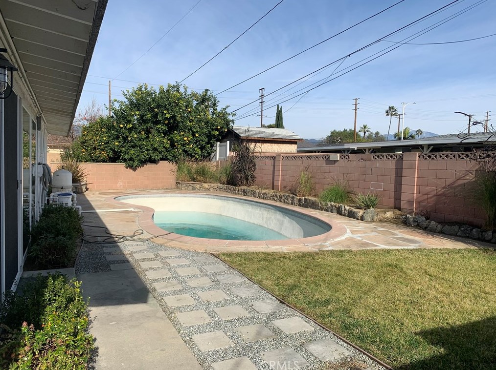 4538 Vincent Ave, Covina CA  91722-2304 exterior