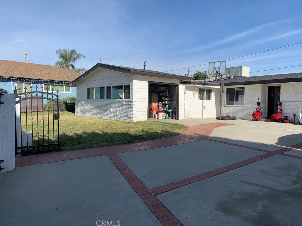 4538 Vincent Ave, Covina CA  91722-2304 exterior