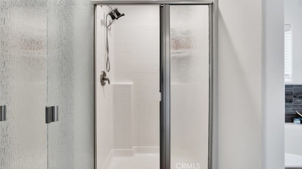 17957 Lilac St, Hesperia CA  92345-5273 exterior