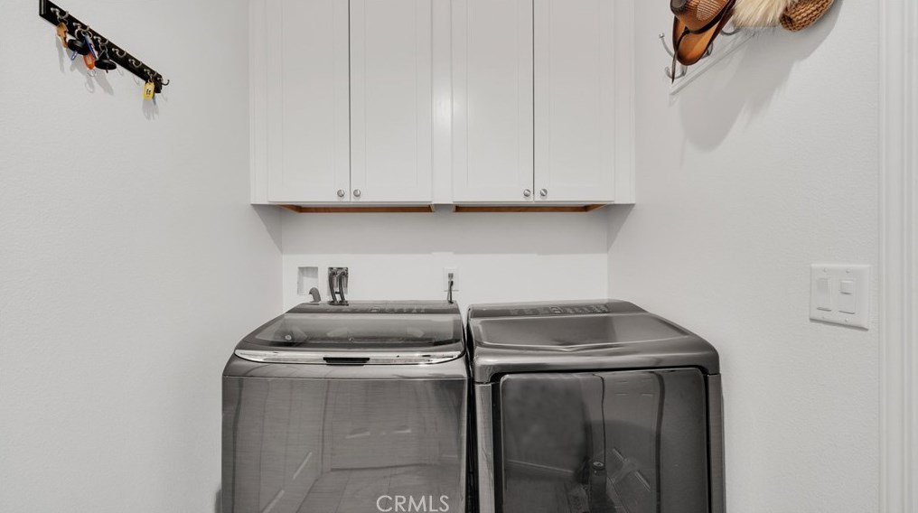 17957 Lilac St, Hesperia CA  92345-5273 exterior