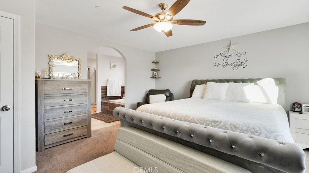 17957 Lilac St, Hesperia CA  92345-5273 exterior