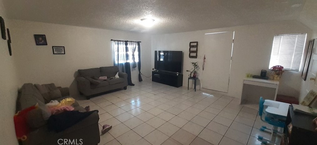 1666 41st Pl, Los Angeles CA  90011-3314 exterior