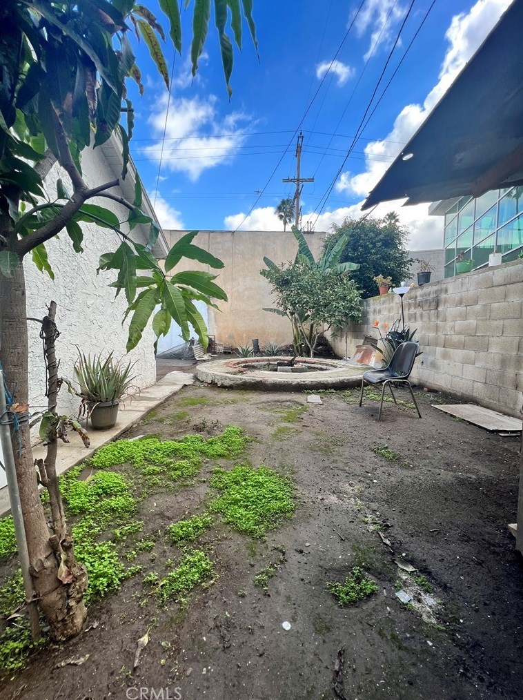 508 Colden Ave, Los Angeles CA  90044-5610 exterior