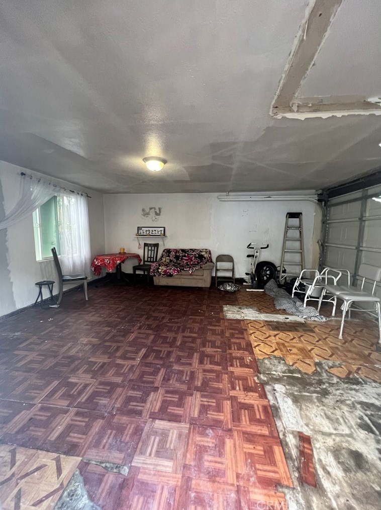 508 Colden Ave, Los Angeles CA  90044-5610 exterior