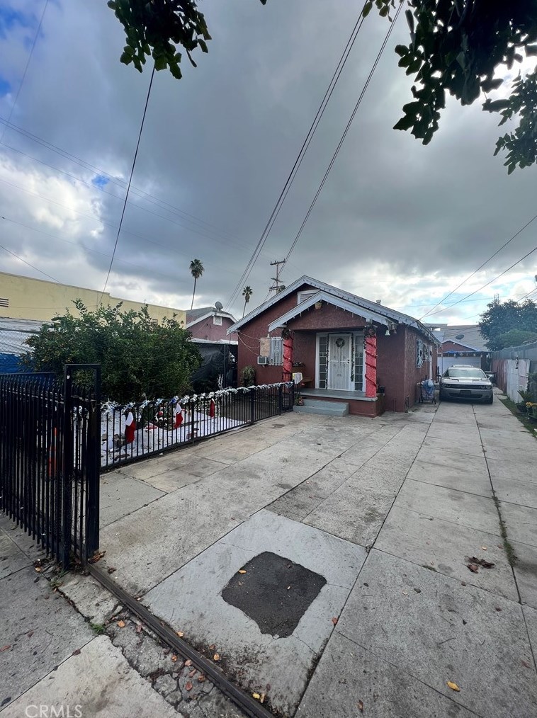 508 Colden Ave, Los Angeles CA  90044-5610 exterior