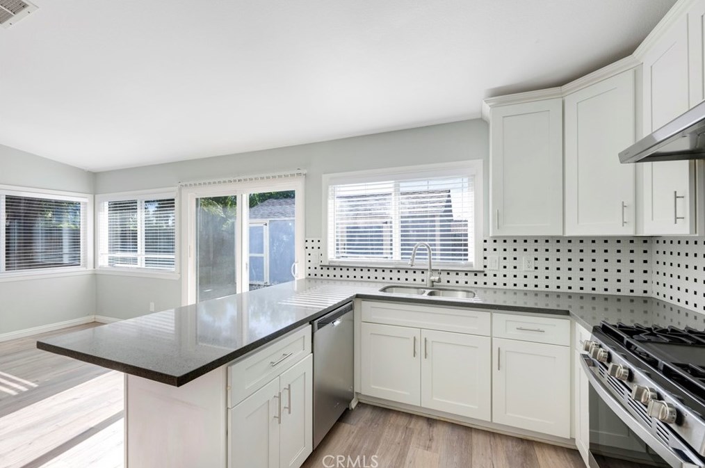 23845 Elyce Ct, Moreno Valley CA  92553-3242 exterior