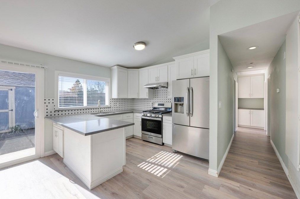 23845 Elyce Ct, Moreno Valley CA  92553-3242 exterior