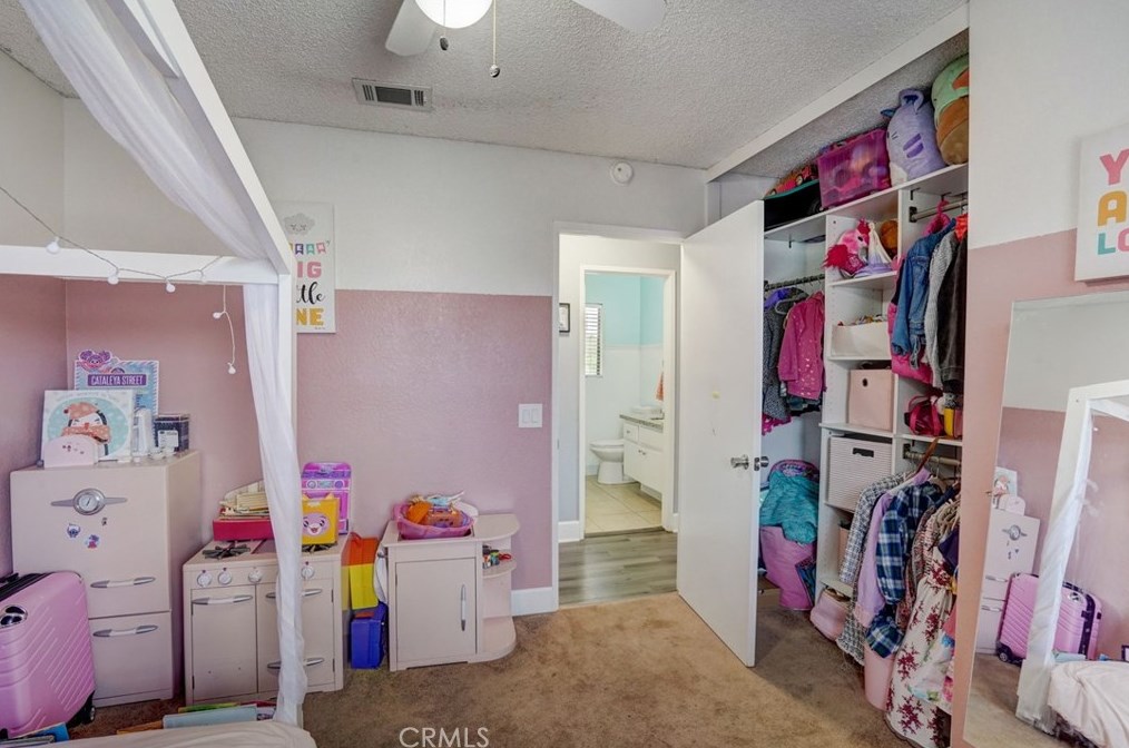 25511 Buckland Ln, Moreno Valley CA  92553-4832 exterior