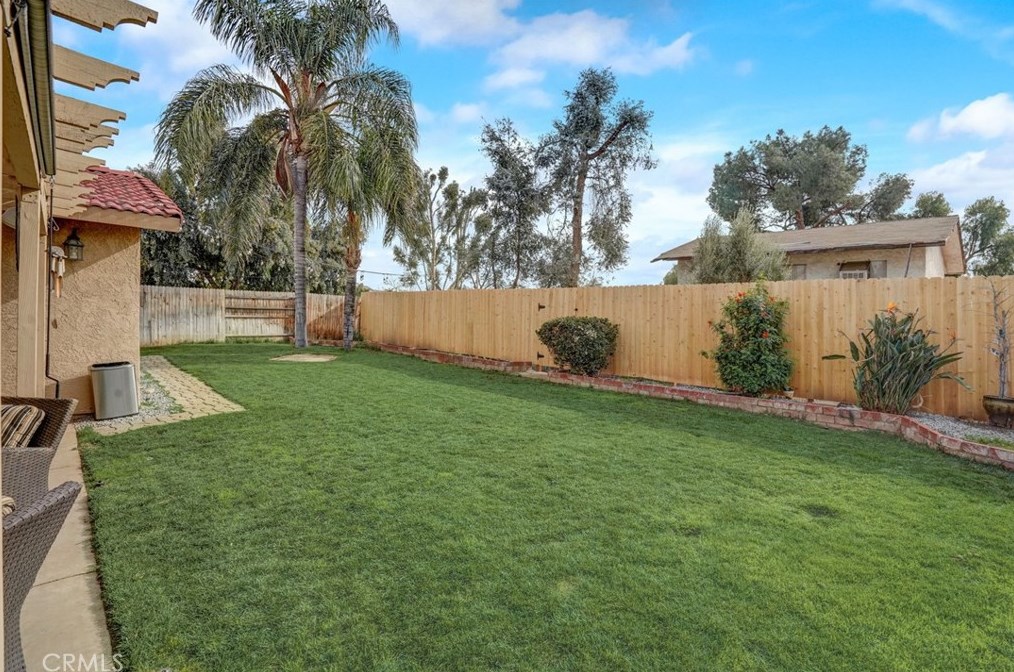 25511 Buckland Ln, Moreno Valley CA  92553-4832 exterior