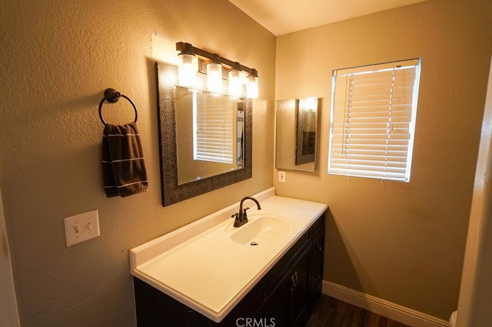 21353 Maple St, Wildomar CA  92595-9772 exterior