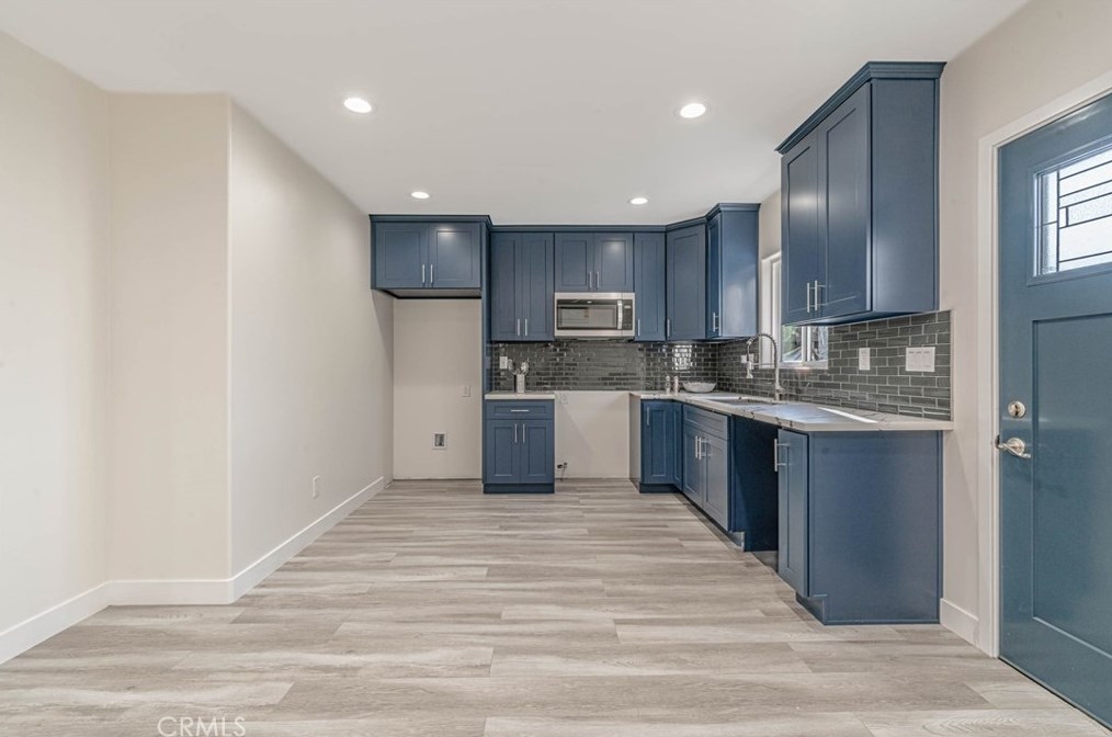 1838 Clyde Ave, Los Angeles CA  90019-5001 exterior