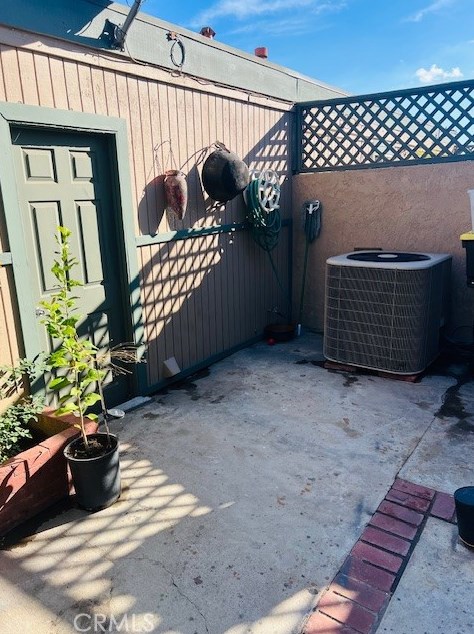 9705 Fremont Ave, Montclair CA  91763-4909 exterior
