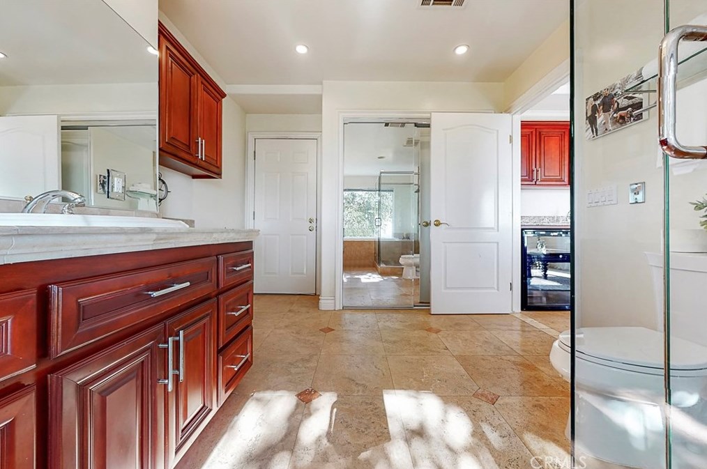 11832 Cir Dr, Whittier CA 90601-2352 exterior