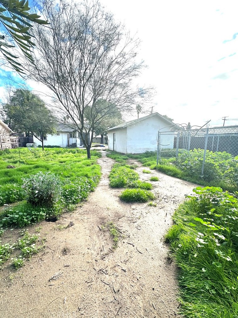 6047 Streeter Ave, Riverside CA  92504-1258 exterior