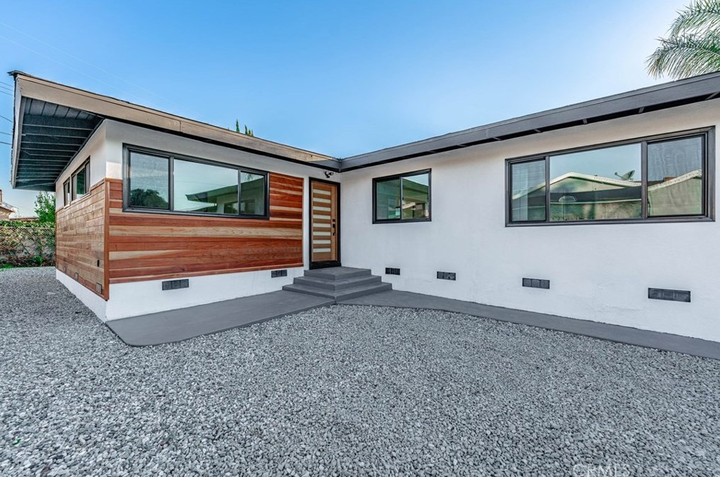 9950 Parkinson Ave, Whittier CA  90605-3051 exterior