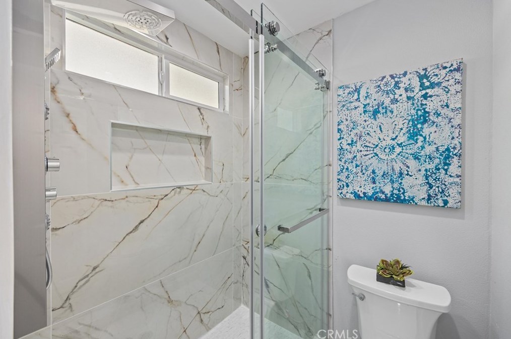 11441 Gonsalves St, Artesia CA  90703-6761 exterior