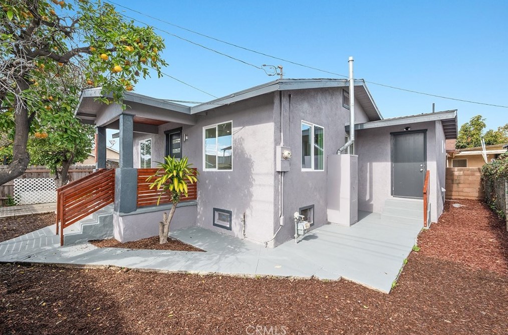 5015 Verona St, Los Angeles CA  90022-3920 exterior