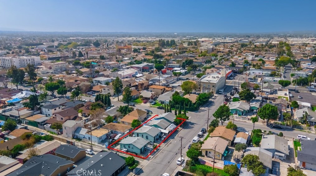 1560 60th St, Los Angeles CA  90001-1340 exterior