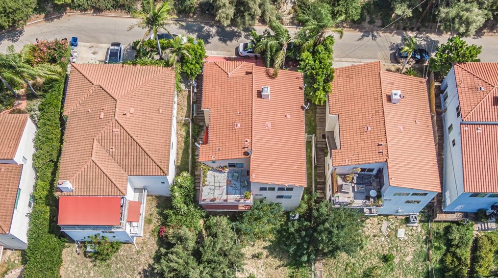 2027 Lemoyne St, Los Angeles CA  90026-1901 exterior