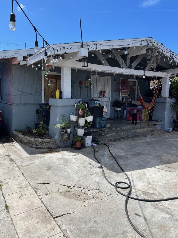 1532 58th St, Los Angeles CA  90011-4836 exterior